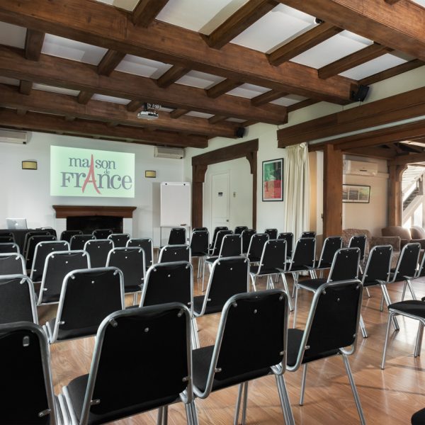 Salón_France_Montaje_02_Baja